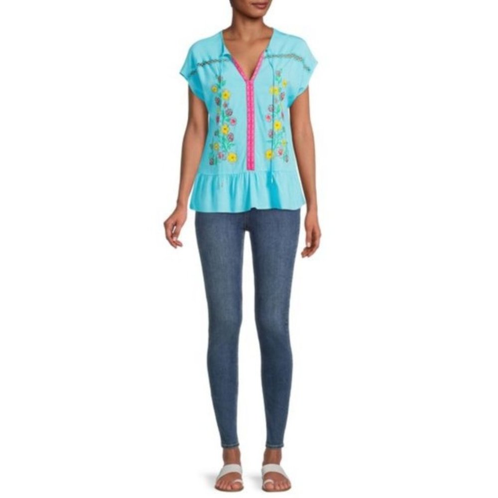 The Pioneer Woman Embroidered Ruffle Hem Blouse NWT